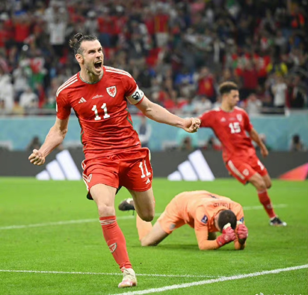 英格兰队险胜波兰队，林高远关键制胜